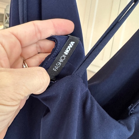 FASHION NOVA EVENING DRESS - Picture 4 of 5